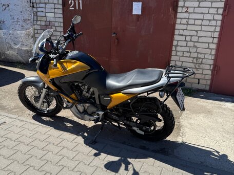2008 Honda XL700V Transalp, золотистый, 445000 рублей, вид 4
