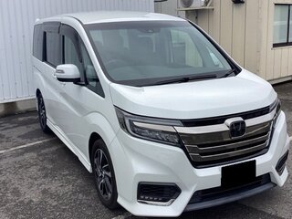 2021 Honda Stepwgn Spada V Рестайлинг, белый, 1924000 рублей, вид 3