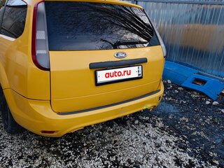 2011 Ford Focus II Рестайлинг, жёлтый, 250000 рублей, вид 3