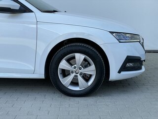 2021 Skoda Octavia IV (A8), белый, 2099000 рублей, вид 5