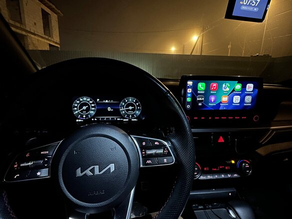 2021 Kia K3 II Рестайлинг, красный - вид 10