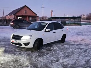 2013 Lada (ВАЗ) Granta I, белый, 405000 рублей, вид 1