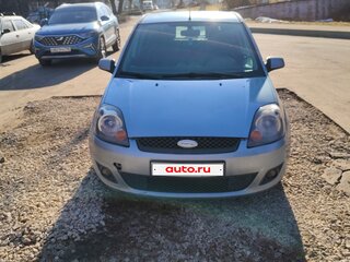 2007 Ford Fiesta Mk5, серый, 198000 рублей, вид 1