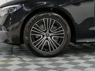 2024 Mercedes-Benz E-Класс Long 260 L VI (W214, S214), чёрный, 8570000 рублей, вид 3