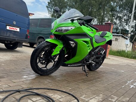 2014 Kawasaki Ninja 300, зелёный, 400000 рублей, вид 1