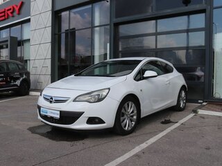 2013 Opel Astra GTC J Рестайлинг, белый, 879000 рублей, вид 1