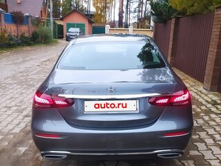 2021 Mercedes-Benz E-Класс 200 d V (W213, S213, C238) Рестайлинг, серый, 3350000 рублей, вид 3