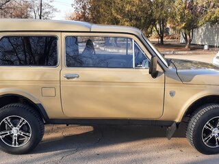 1999 Lada (ВАЗ) 2121 (4x4) Фора I Рестайлинг, бежевый, 650000 рублей, вид 2