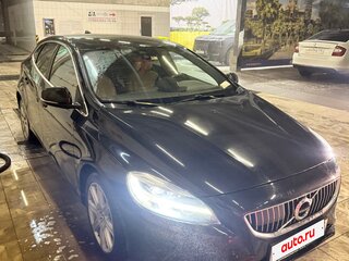 2017 Volvo V40 II Рестайлинг, чёрный, 1550000 рублей, вид 3