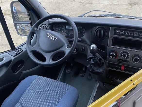 2016 Iveco Daily, синий, 950000 рублей - вид 7