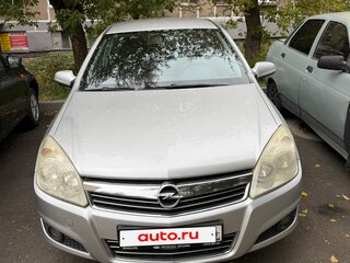 2007 Opel Astra H Рестайлинг, серебристый, 350000 рублей, вид 3