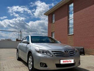 2010 Toyota Camry VI (XV40) Рестайлинг, серебристый, 1550000 рублей, вид 2