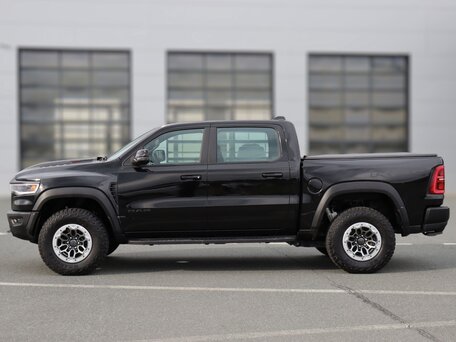 2026 Ram 1500 RHO V Рестайлинг, чёрный, 13490000 рублей, вид 4