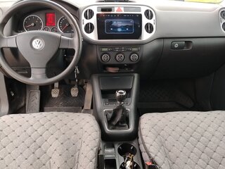 2009 Volkswagen Tiguan I, чёрный, 850000 рублей, вид 5