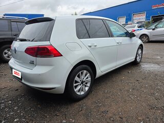 2013 Volkswagen Golf VII, белый, 920000 рублей, вид 5