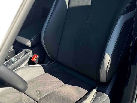 2022 Audi Q3 35 TFSI II (F3), белый, 1880000 рублей, вид 5