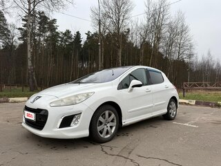 2011 Peugeot 308 I Рестайлинг, белый, 600000 рублей, вид 2