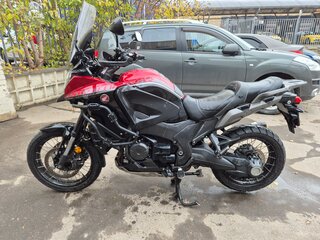 2020 Honda VFR 1200X (Crosstourer), красный, 1450000 рублей, вид 2