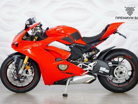 2018 Ducati Panigale V4, красный, 1727000 рублей, вид 2