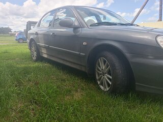 2006 Hyundai Sonata ТагАЗ IV (EF) Рестайлинг, серый, 260000 рублей, вид 4