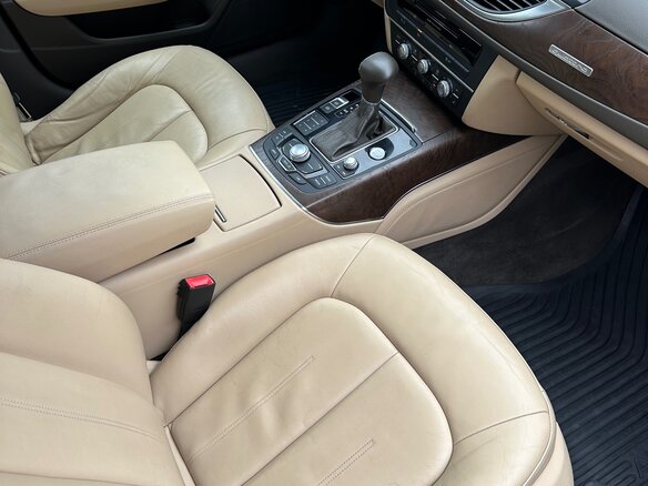 2011 Audi A6 IV (C7), чёрный, 2200000 рублей - вид 4