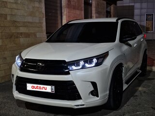 2014 Toyota Highlander III (XU50), белый, 2890000 рублей, вид 2