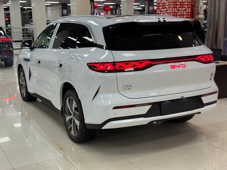 2025 BYD Tang L, белый, 5100000 рублей, вид 4