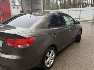 2009 Kia Cerato 4-speed II, серый, 660000 рублей, вид 4