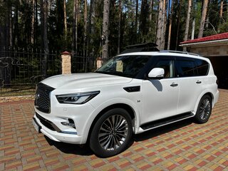2018 Infiniti QX80 I Рестайлинг 2, белый, 4590000 рублей, вид 2