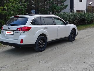 2012 Subaru Outback IV Рестайлинг, белый, 1750000 рублей, вид 5