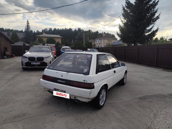 1988 Toyota Corolla II III (L30), белый, 120000 рублей - вид 5