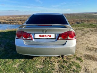 2008 Honda Civic VIII Рестайлинг, серебристый, 700000 рублей, вид 4