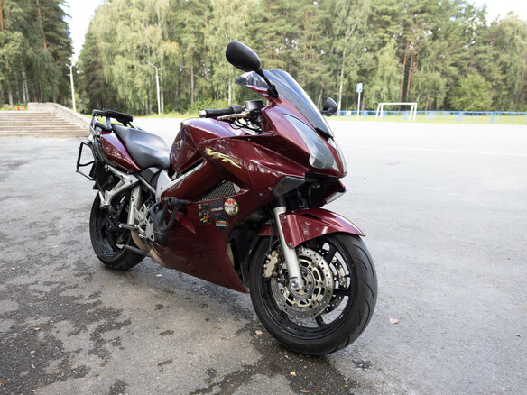 2006 Honda VFR 800, пурпурный, 550000 рублей - вид 8