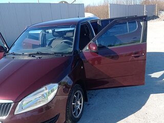 2011 Skoda Fabia II Рестайлинг, пурпурный, 720000 рублей, вид 4