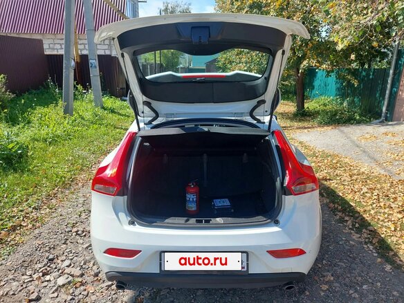 2014 Volvo V40 II, белый, 1200000 рублей - вид 6