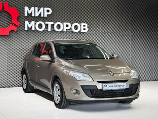2011 Renault Megane III, бежевый, 699000 рублей, вид 3