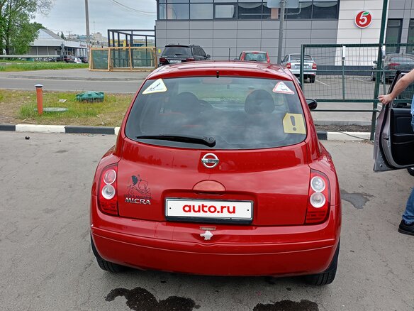 2006 Nissan Micra III (K12), красный, 550000 рублей - вид 4