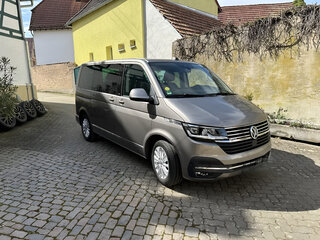2023 Volkswagen Multivan T6 Рестайлинг, серебристый, 5540000 рублей, вид 1