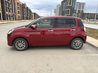 2017 Toyota Passo III, красный, 1120000 рублей, вид 3