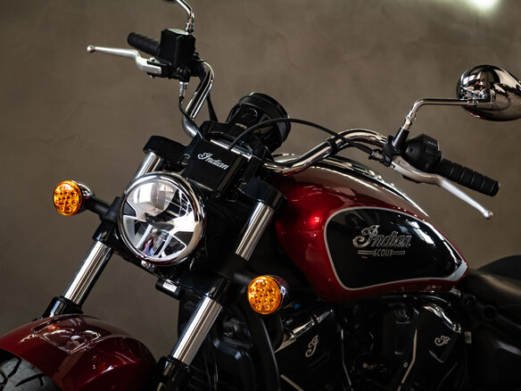 2024 Indian Scout, красный, 1750000 рублей - вид 7