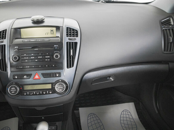 2008 Kia Ceed I, бежевый, 599000 рублей - вид 13