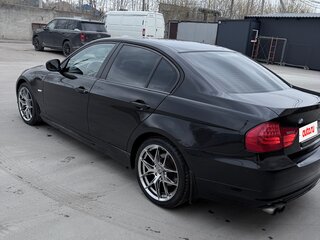 2011 BMW 3 серии 325i V (E90/E91/E92/E93) Рестайлинг, чёрный, 1430000 рублей, вид 4