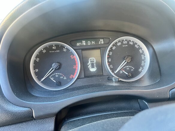 2008 Skoda Roomster Scout I, серый, 570000 рублей - вид 6
