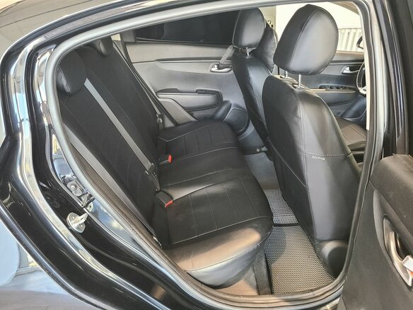2017 Kia Rio IV, чёрный - вид 13