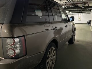 2010 Land Rover Range Rover Supercharged III Рестайлинг 2, коричневый, 1700000 рублей, вид 4