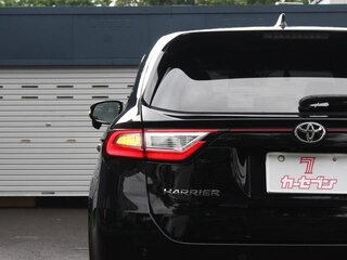 2018 Toyota Harrier III (XU60) Рестайлинг, чёрный, 1960911 рублей, вид 5