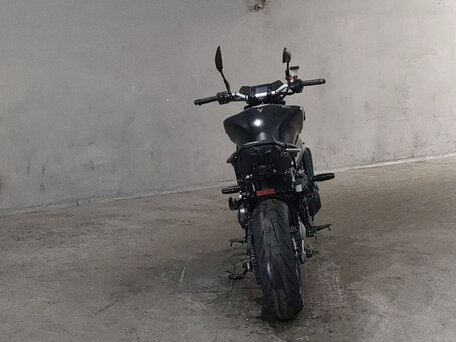 2023 Yamaha MT-09 (FZ-09), чёрный, 810000 рублей, вид 4