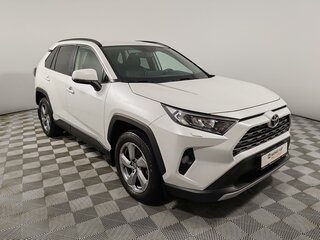 2021 Toyota RAV4 V (XA50), белый, 2799000 рублей, вид 3