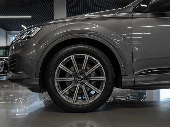 2021 Audi Q7 45 TDI II (4M) Рестайлинг, серый, 6700000 рублей - вид 23