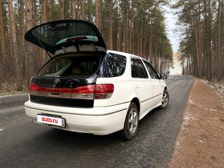 1999 Toyota Vista Ardeo V (V50) Рестайлинг, белый, 725000 рублей, вид 3